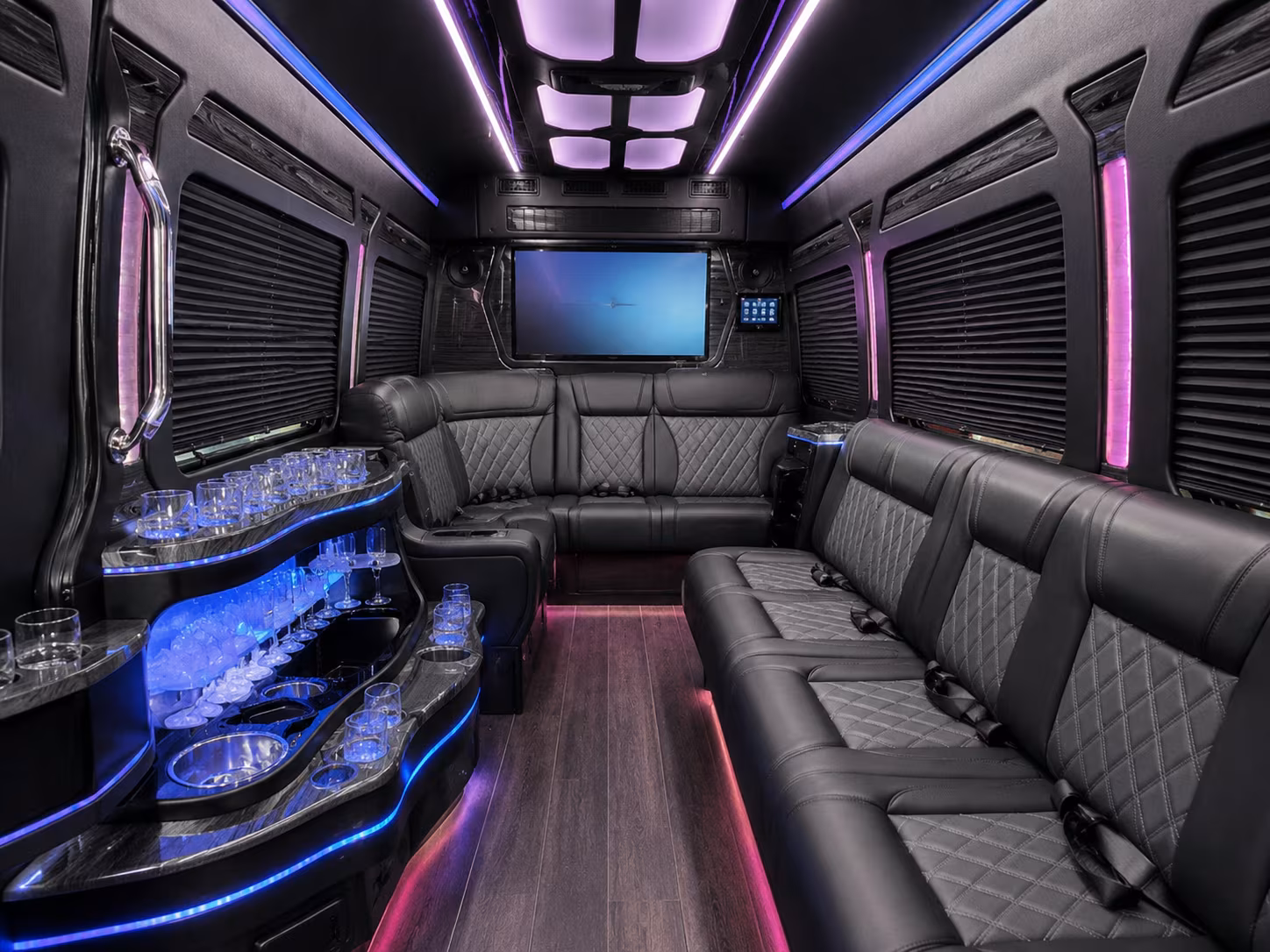 bridal party transfers from getting ready to the altar at yuma s most stunning venues