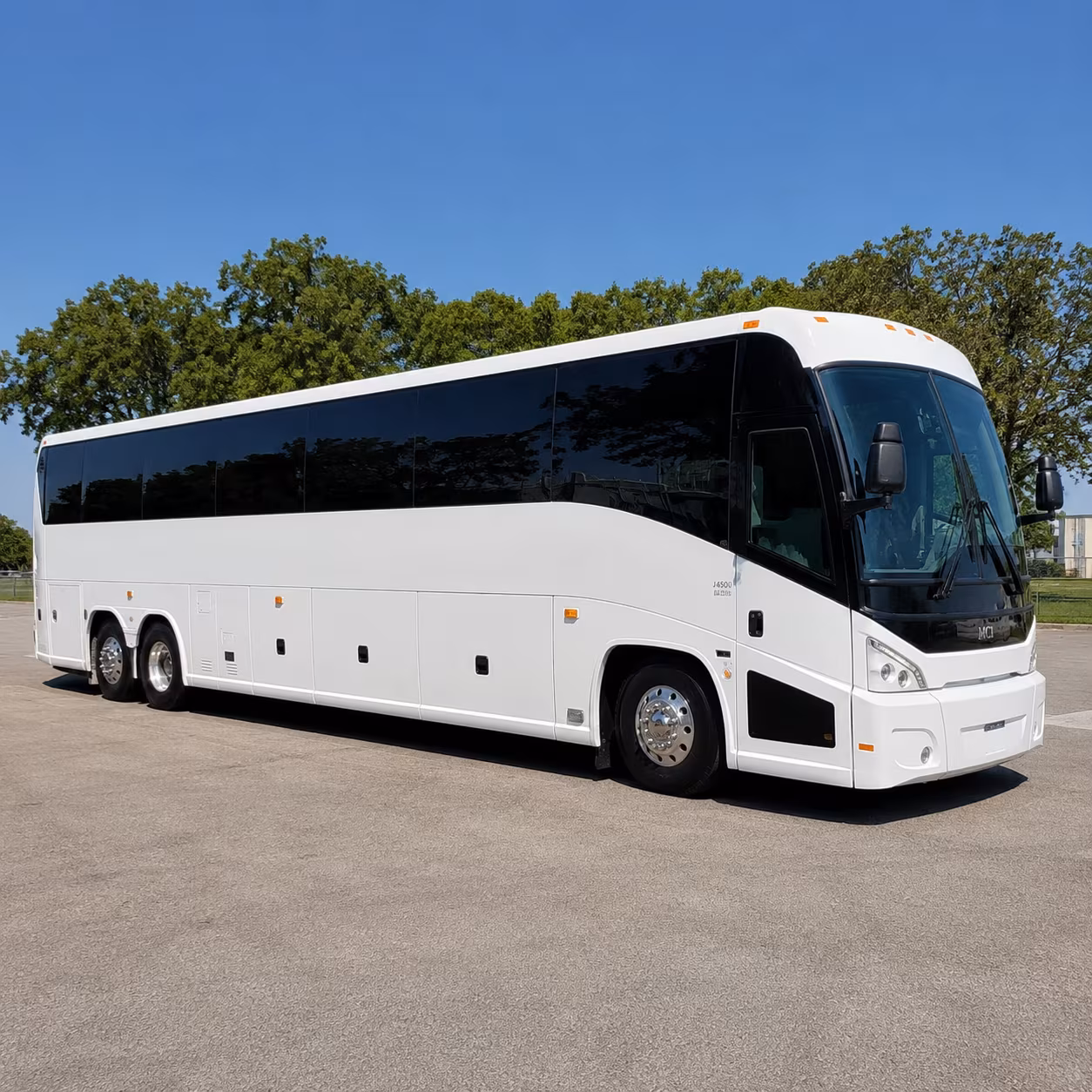 busrentalyuma com is ready to help you get to ak chin pavilion and desert diamond arena